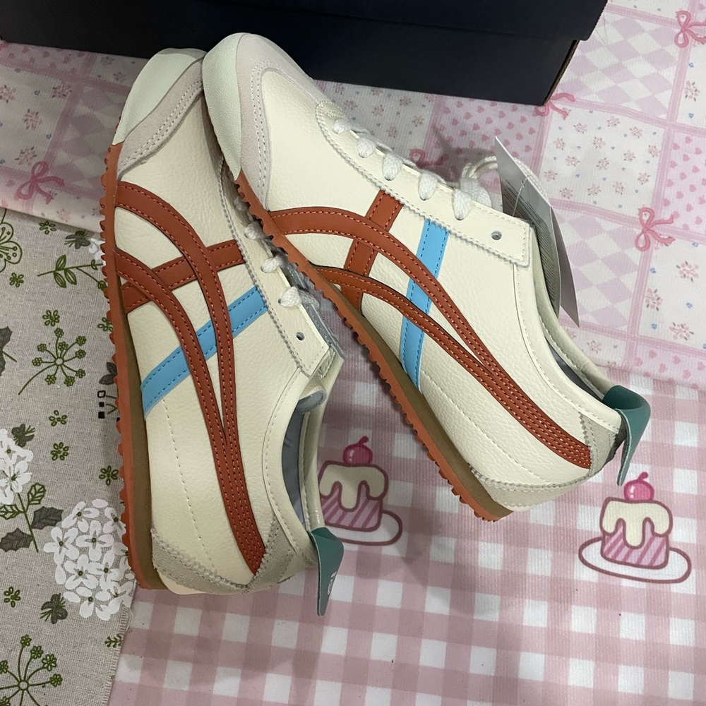 Onitsuka Tiger Cream Sneakers with Rust & Light Blue Stripes - Picture 3 of 9